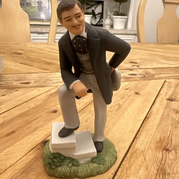 Avon Images Of Hollywood Clark Gable as Rhett Butler‎ in "GONE WITH THE WIND" - Picture 12 of 13